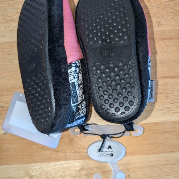 Kids Slippers - Picture 3 of 3